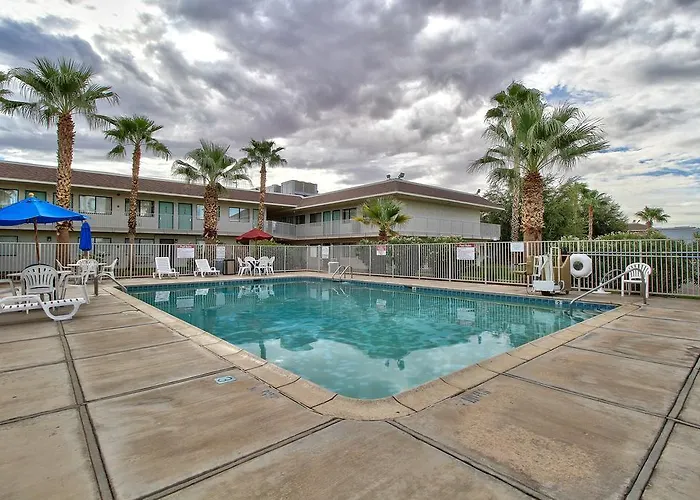 Econo & 4* Yuma