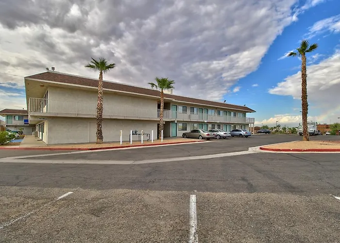 Econo & Hotel Yuma