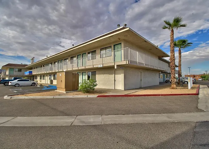 Econo & Hotel Yuma