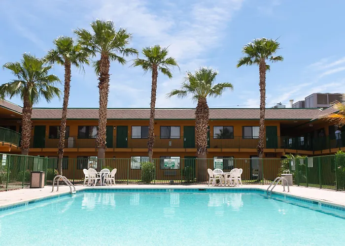 Hotel Econo &