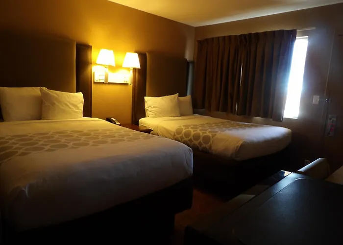 Hotel Econo &