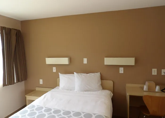 Hotel Econo & Yuma