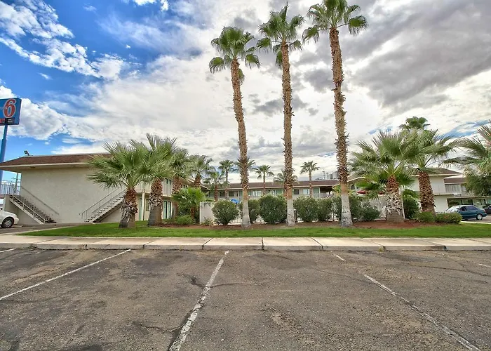 Hotel Econo &