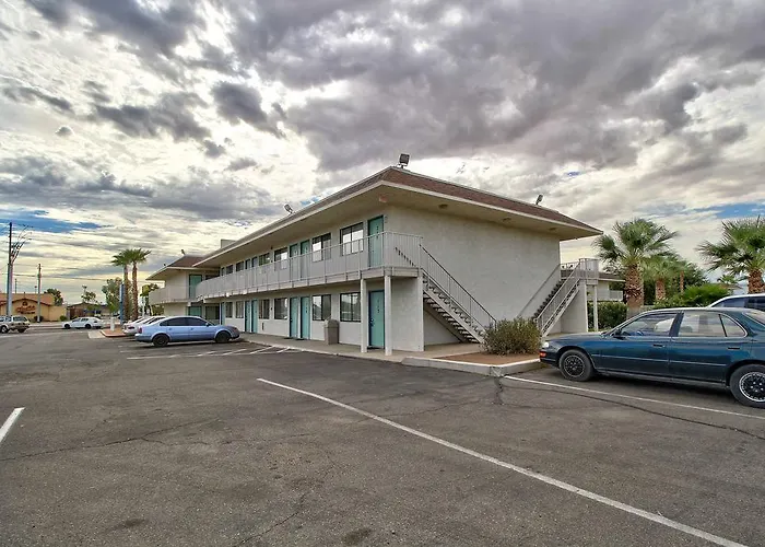 Hotel Econo &